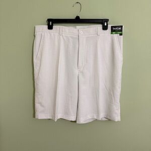 New Bolle Men's White Golf Shorts